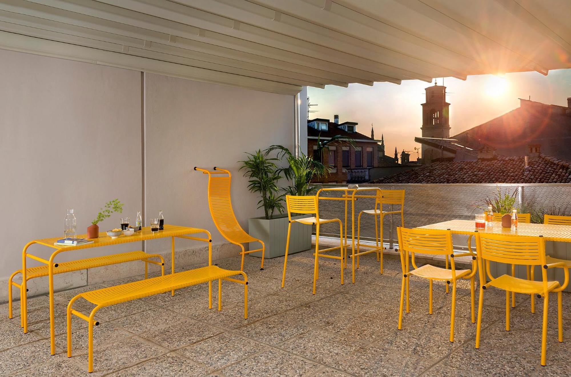 Bnbiz - Coworking Hotel Fiorenzuola d'Arda Exterior photo
